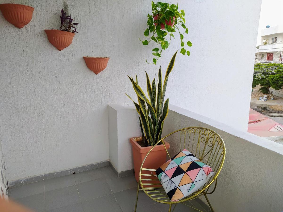 Urbanizacion Buenavista - Av Crisanto Luque Guest house *