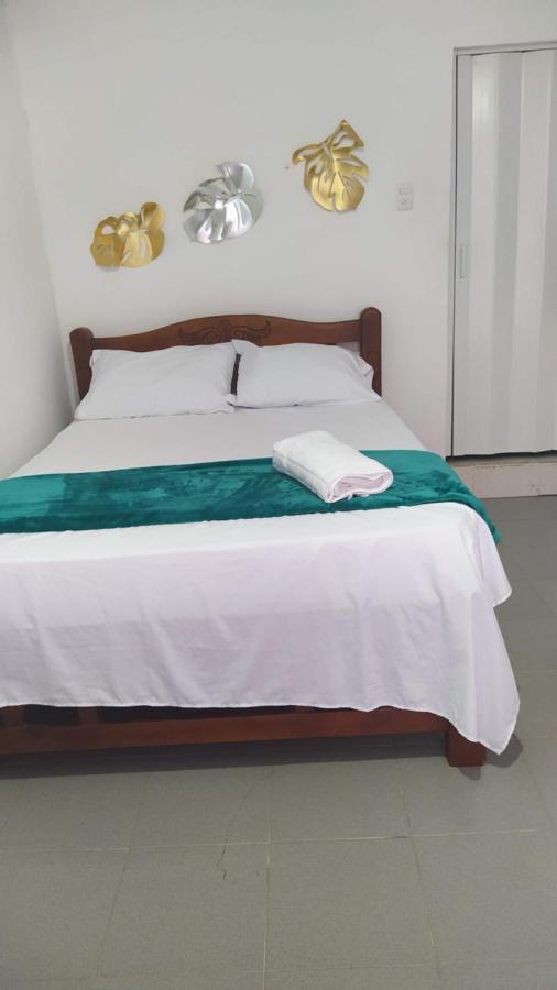 Pensión Urbanizacion Buenavista - Av Crisanto Luque